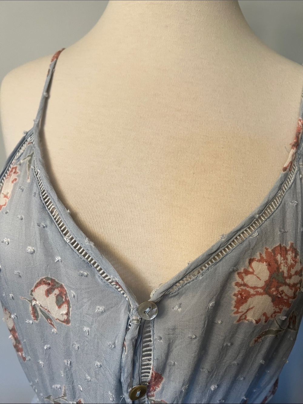 soft lightweight summer dress - Picture 3 of 6